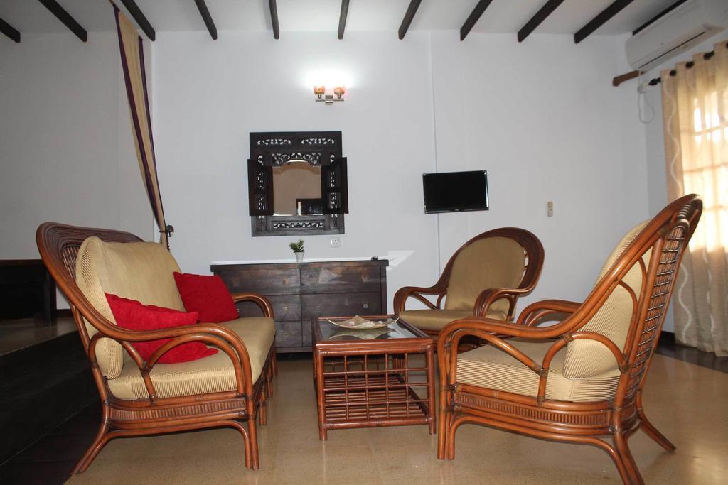 Solomon Beach Hotel مارافِلا المظهر الخارجي الصورة